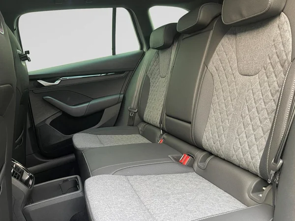 SKODA Octavia Combi (2026) — foto 6 van 12
