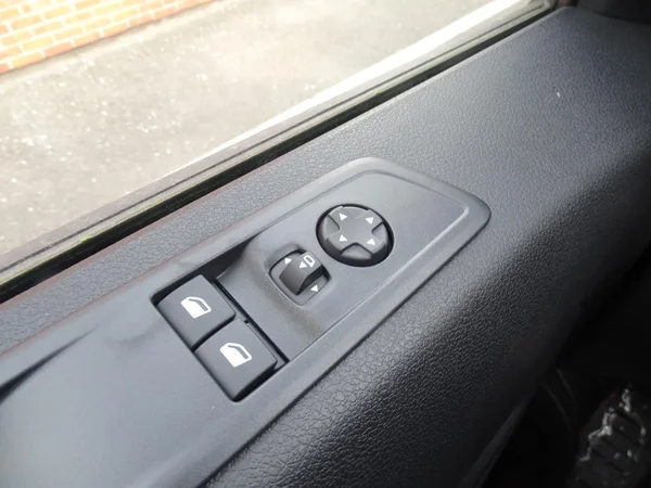 Opel Vivaro (2025) — foto 10 van 21