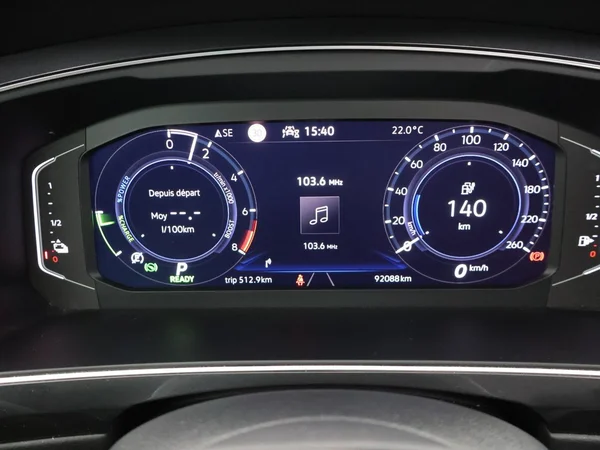 VOLKSWAGEN Tiguan eHybrid (PHEV) (2023) — foto 5 van 33