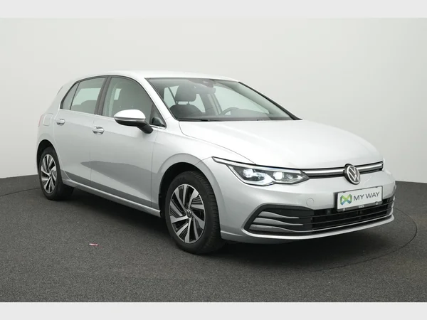 VOLKSWAGEN Golf VIII eHybrid (PHEV) (2021) — foto 14 van 32