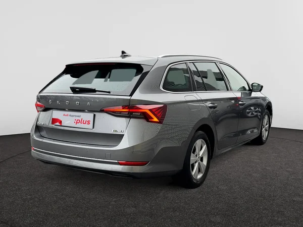 SKODA Octavia Combi (2024) — foto 19 van 24