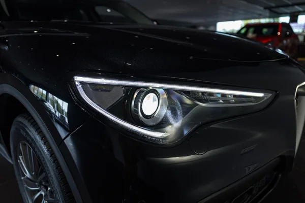 Alfa Romeo Stelvio (2019) — foto 37 van 38