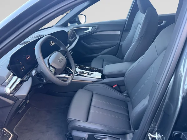 AUDI A5 Avant e-hybrid (PHEV) (2025) — foto 16 van 24