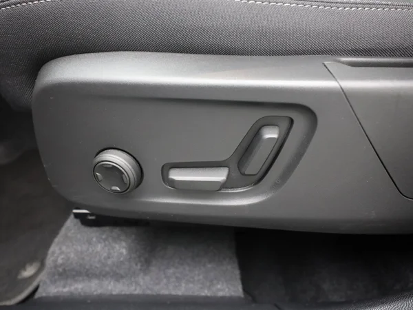 VOLVO XC40 (2024) — foto 20 van 21