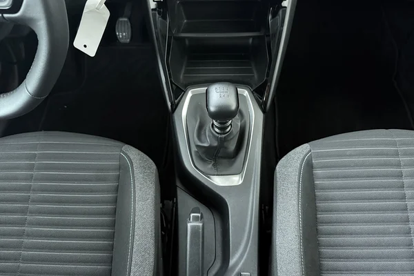 Peugeot 208 (2023) — foto 4 van 18