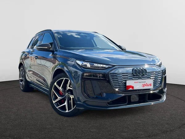 AUDI Q6 e-tron (2025) — foto 21 van 24