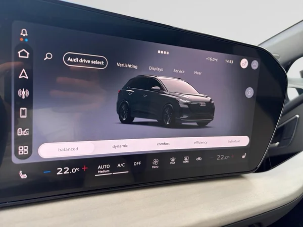 AUDI Q4 e-tron (2026) — foto 14 van 17