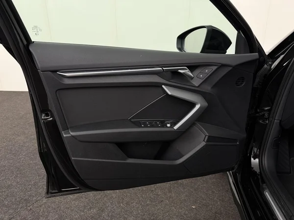 AUDI A3 Sportback (2025) — foto 7 van 18