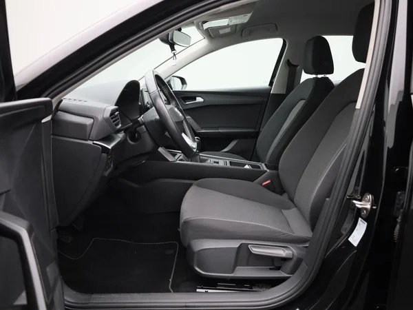 SEAT Leon (2023) — foto 5 van 37