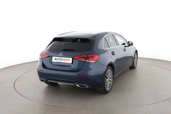Mercedes-Benz A-Klasse (2021) — foto 12 van 16