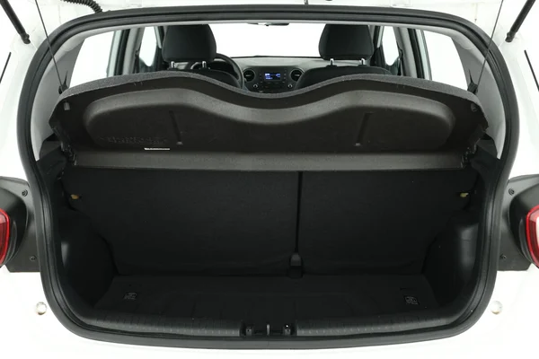 Hyundai i10 (2019) — foto 8 van 16
