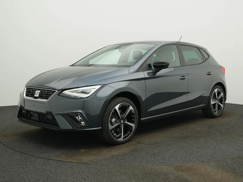 SEAT Ibiza 5P/D 1122_103655_2025