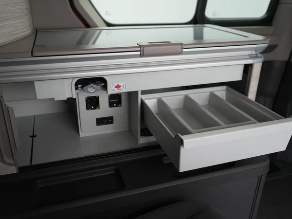VOLKSWAGEN California T7 Dsl (2025) — foto 27 van 40