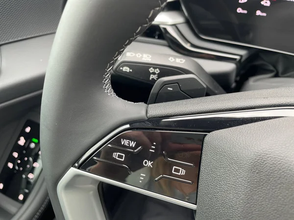 AUDI A5 Avant e-hybrid (PHEV) (2026) — foto 8 van 24