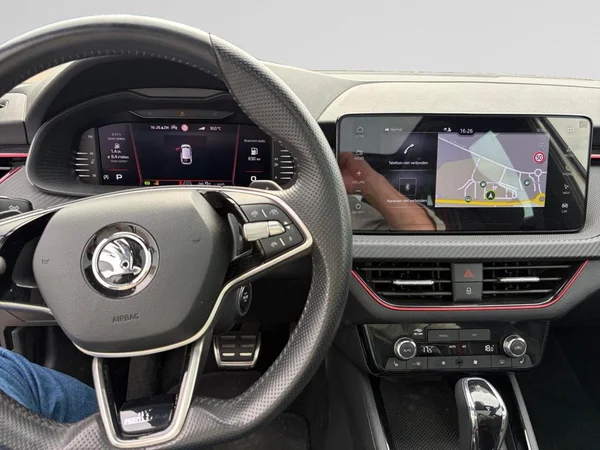 SKODA Scala (2024) — foto 4 van 14