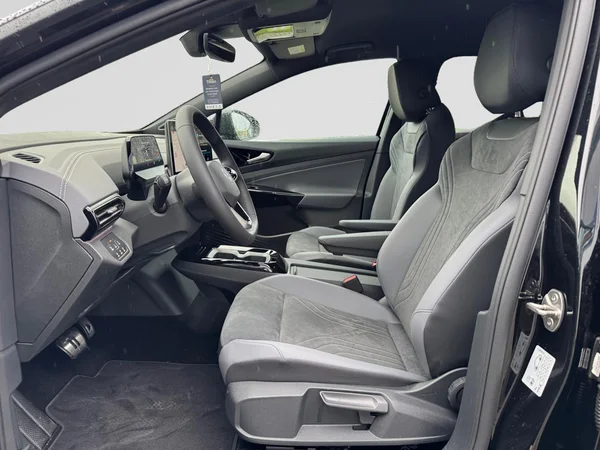 VOLKSWAGEN ID.4 (2026) — foto 2 van 24