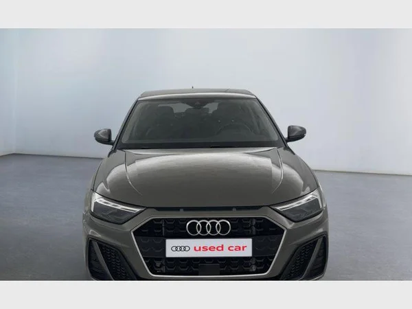 Audi A1 Sportback (2019) — foto 12 van 30