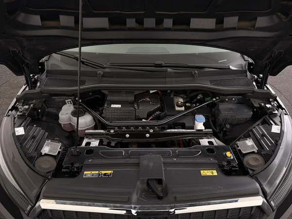 SKODA Enyaq (2022) — foto 6 van 32