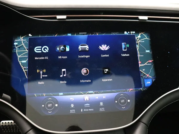 Mercedes-Benz EQS (2025) — foto 14 van 37