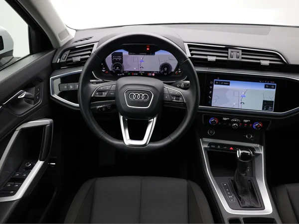 AUDI Q3 Sportback PHEV (2021) — foto 14 van 22