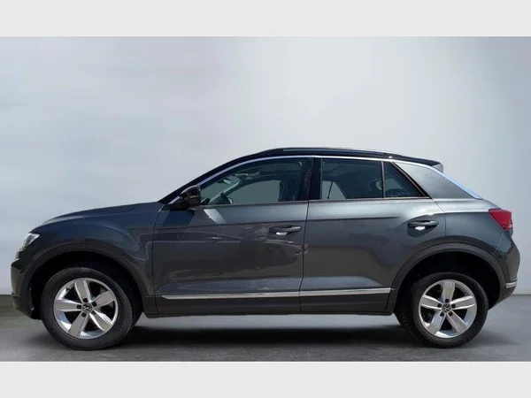 Volkswagen T-Roc (2019) — foto 16 van 22