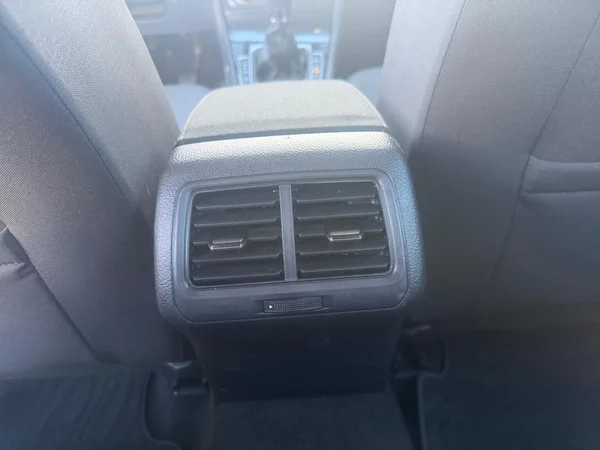 VOLKSWAGEN Golf VII (2017) — foto 10 van 21