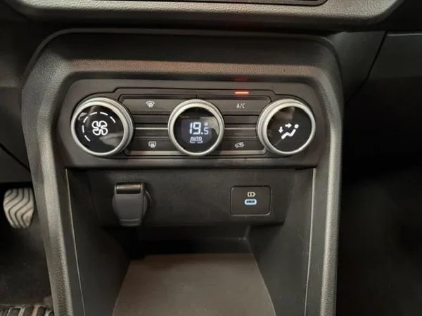 Dacia Sandero Stepway (2025) — foto 5 van 17