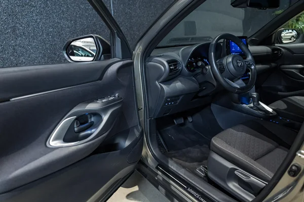 Toyota Yaris Cross (2024) — foto 13 van 38