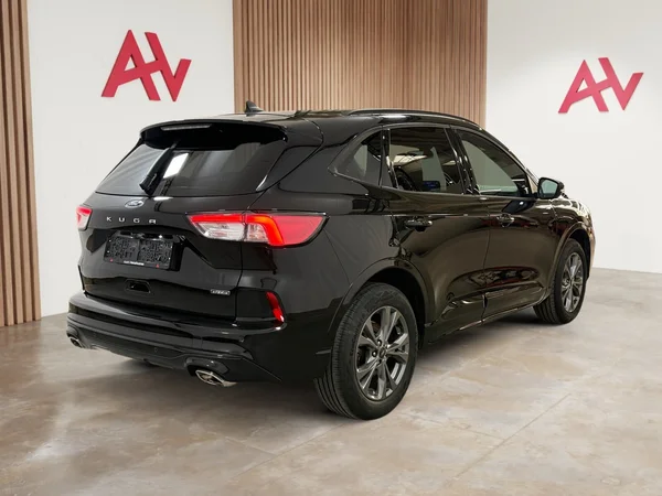 Ford Kuga (2022) — foto 25 van 29