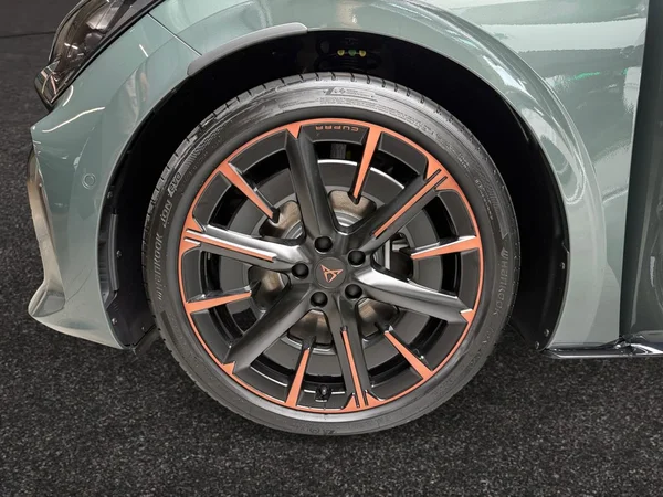 CUPRA Born (2026) — foto 9 van 17