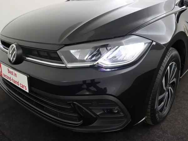 VOLKSWAGEN Polo (2023) — foto 20 van 27