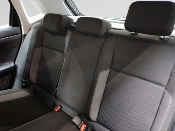 VOLKSWAGEN Polo (2024) — foto 10 van 23