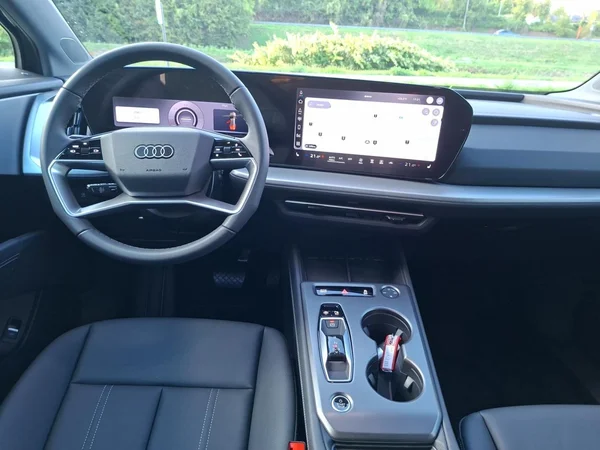 AUDI Q4 e-tron (2026) — foto 3 van 24