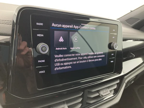 VOLKSWAGEN T-Roc Cabriolet (2025) — foto 20 van 36