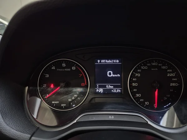 Audi Q2 (2020) — foto 9 van 21