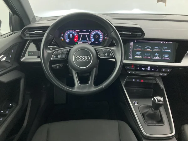 AUDI A3 Sportback (2022) — foto 36 van 36