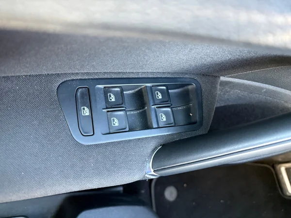 VOLKSWAGEN Golf VII (2020) — foto 5 van 20