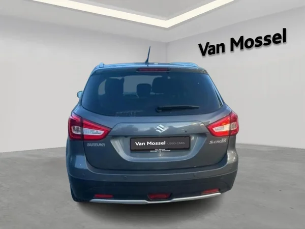 Suzuki S-Cross (2021) — foto 11 van 15