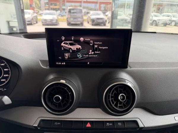 Audi Q2 (2024) — foto 5 van 18