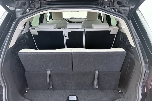 Land Rover Discovery Sport (2020) — foto 11 van 27