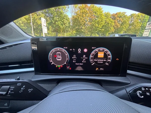 VOLKSWAGEN T-Roc (2026) — foto 18 van 19