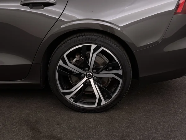 VOLVO V60 (2022) — foto 7 van 33