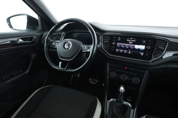 Volkswagen T-Roc (2018) — foto 4 van 16