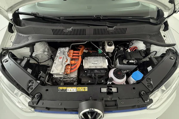Volkswagen Up! (2022) — foto 2 van 33