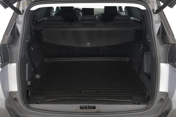 Peugeot 5008 (2021) — foto 8 van 16