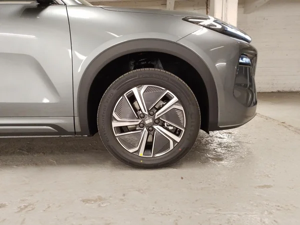 GEELY Starray EM-i (PHEV) (2026) — foto 15 van 22