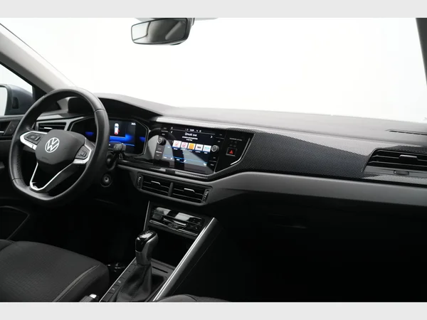 VOLKSWAGEN Taigo (2022) — foto 18 van 24