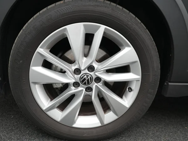 VOLKSWAGEN Taigo (2025) — foto 25 van 27