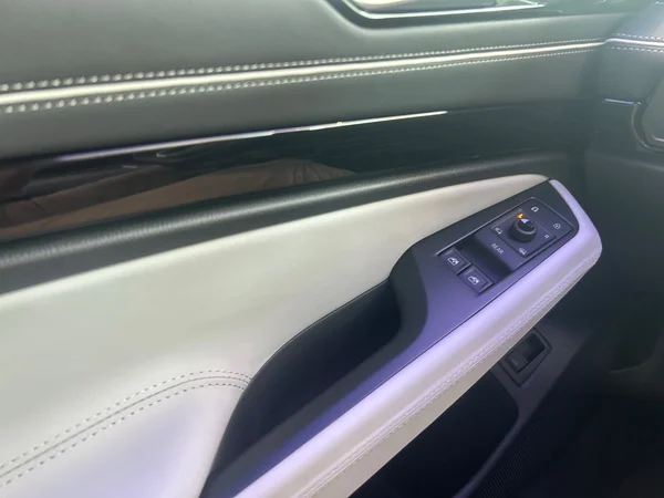 VOLKSWAGEN ID.7 Tourer (2026) — foto 12 van 12