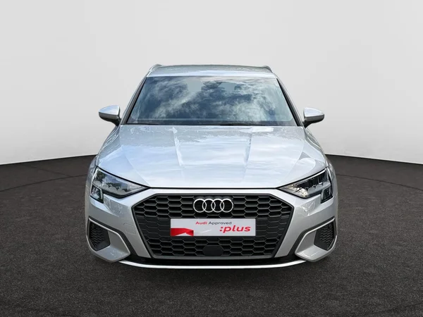 AUDI A3 Sportback (2022) — foto 8 van 19
